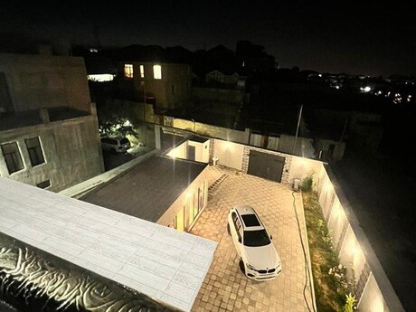 5 otaqlı həyət evi/bağ evi - Badamdar q. - 300 m²