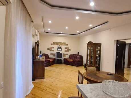 6 otaqlı həyət evi/bağ evi - Xaçmaz - 360 m²