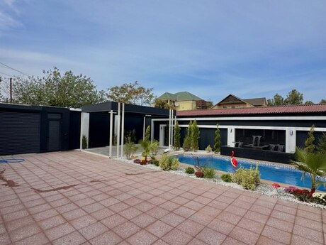 5 otaqlı həyət evi/bağ evi - Şüvəlan q. - 200 m²