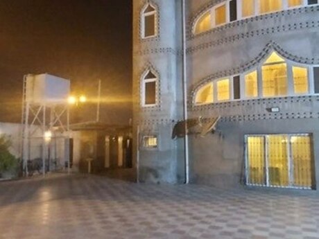 5 otaqlı həyət evi/bağ evi - Binə q. - 180 m²