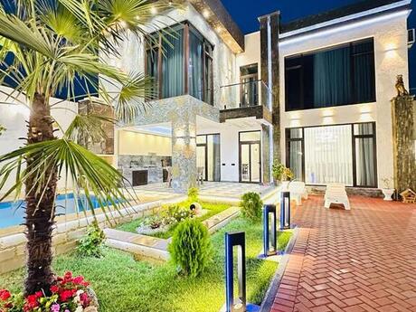 4 otaqlı həyət evi/bağ evi - Şüvəlan q. - 320 m²