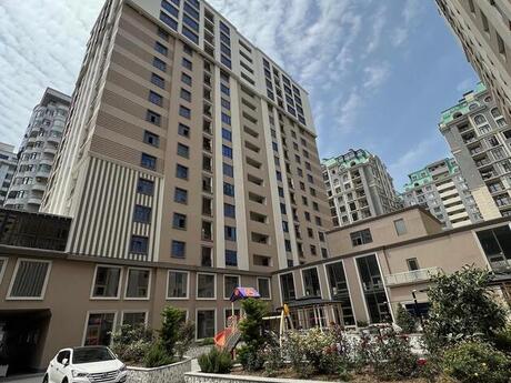 Elan №5602914 - Bakı, Nəsimi r., 3 otaqlı, 154 m², 9/17 mərtəbə