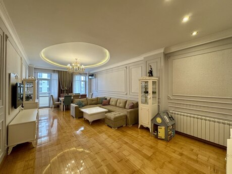 3-комн. новостройка - м. Гянджлик - 175 м²