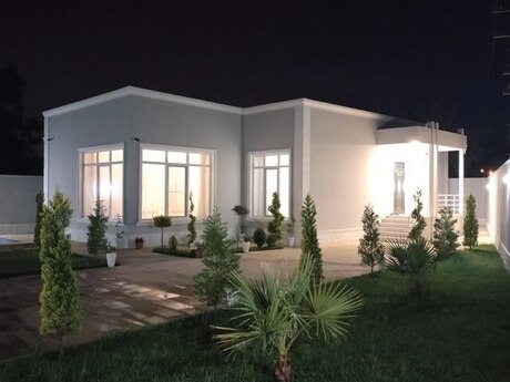4 otaqlı həyət evi/bağ evi - Şüvəlan q. - 180 m²