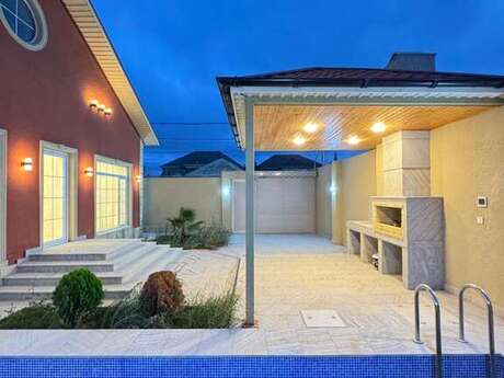 4 otaqlı həyət evi/bağ evi - Şüvəlan q. - 140 m²