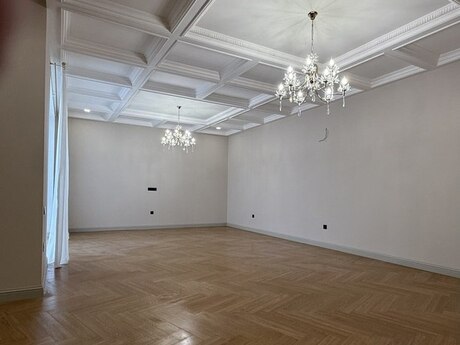 5-комн. дом/дача - пос. Бадамдар - 220 м²