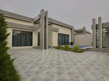 4 otaqlı həyət evi/bağ evi - Mərdəkan q. - 180 m²