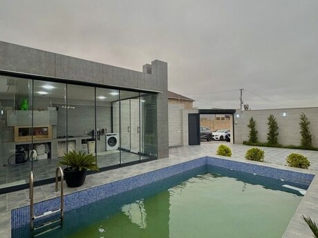 4 otaqlı həyət evi/bağ evi - Mərdəkan q. - 180 m²