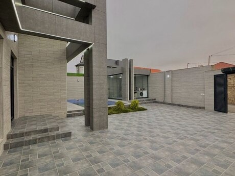4 otaqlı həyət evi/bağ evi - Mərdəkan q. - 180 m²