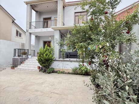 4 otaqlı həyət evi/bağ evi - Buzovna q. - 160 m²
