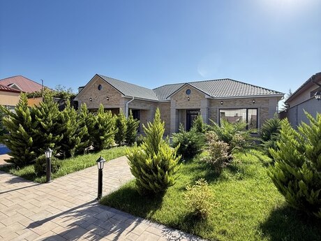 4 otaqlı həyət evi/bağ evi - Mərdəkan q. - 180 m²