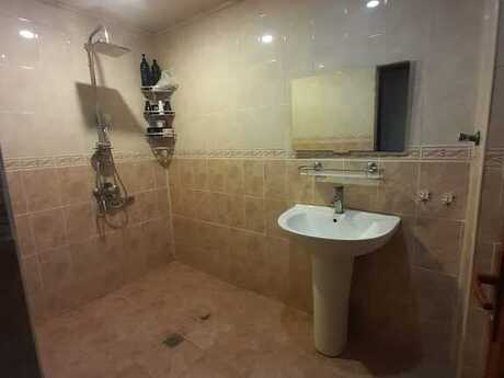 3 otaqlı köhnə tikili - Xalqlar Dostluğu m. - 80 m²
