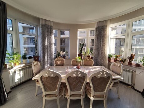 Elan №5606235 - Bakı, Nərimanov r., 3 otaqlı, 170 m², 10/17 mərtəbə