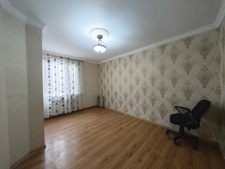 Elan №5606592 - Bakı, Bakıxanov q., 2 otaqlı, 60 m², 4/5 mərtəbə