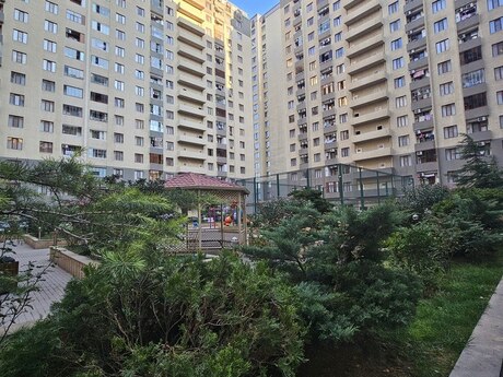 Elan №5606495 - Bakı, Qara Qarayev m., 2 otaqlı, 50 m², 14/17 mərtəbə