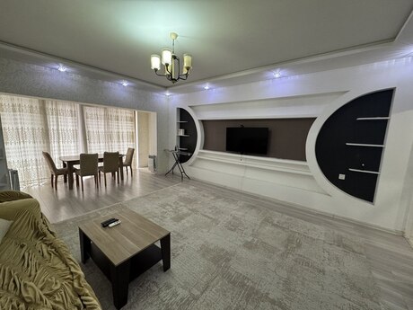 2 otaqlı yeni tikili - Şah İsmayıl Xətai m. - 97 m²