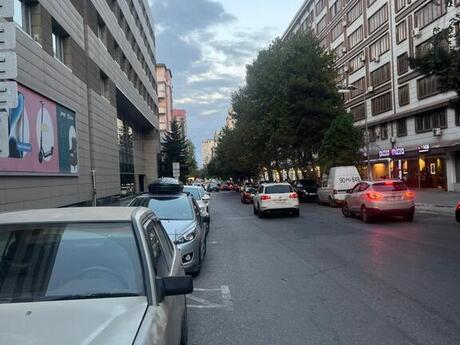 3 otaqlı köhnə tikili - Azadlıq Prospekti m. - 85 m²
