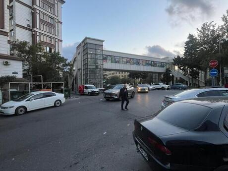 3 otaqlı köhnə tikili - Azadlıq Prospekti m. - 85 m²