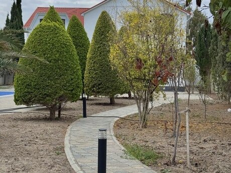 5 otaqlı həyət evi/bağ evi - Şüvəlan q. - 300 m²