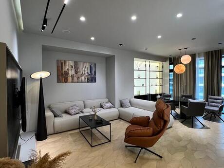 3 otaqlı yeni tikili - Elmlər Akademiyası m. - 150 m²