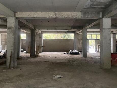 Obyekt - İnşaatçılar m. - 82 m²