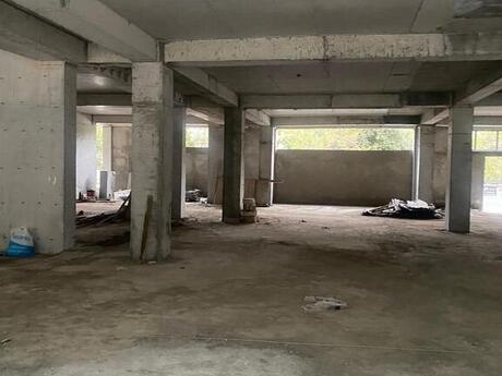 Obyekt - İnşaatçılar m. - 120 m²