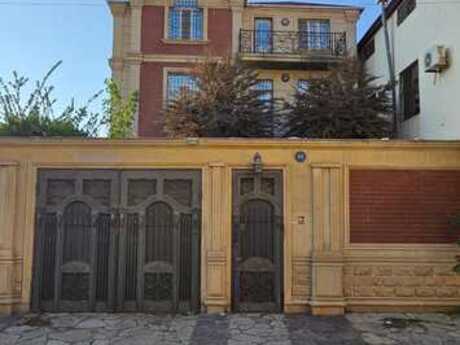 6 otaqlı həyət evi/bağ evi - Suraxanı r. - 330 m²