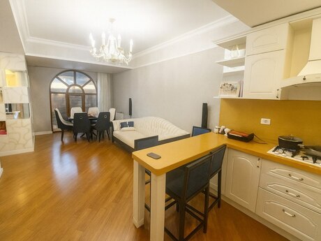 4-комн. новостройка - м. Нариман Нариманов - 100 м²