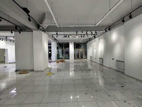 Obyekt - 28 May m. - 405 m²