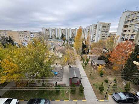 2 otaqlı köhnə tikili - Bakıxanov q. - 65 m²