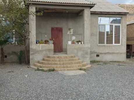 3 otaqlı həyət evi/bağ evi - Xocəsən m. - 147 m²