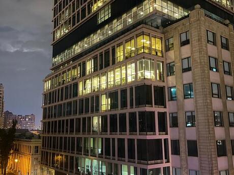 Elan №5608921 - Bakı, 28 May m., 2 otaqlı, 60 m², 5/5 mərtəbə