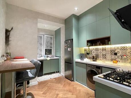 2 otaqlı köhnə tikili - 28 May m. - 60 m²