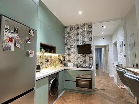 2 otaqlı köhnə tikili - 28 May m. - 60 m²