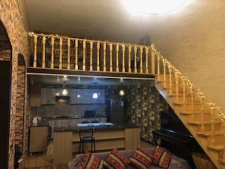 2 otaqlı köhnə tikili - Sahil m. - 76 m²