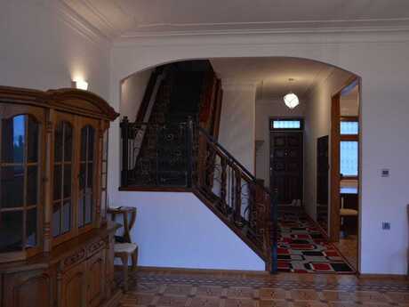 4 otaqlı mənzil, 150 m², Sahil: 410 000 ₼ 5
