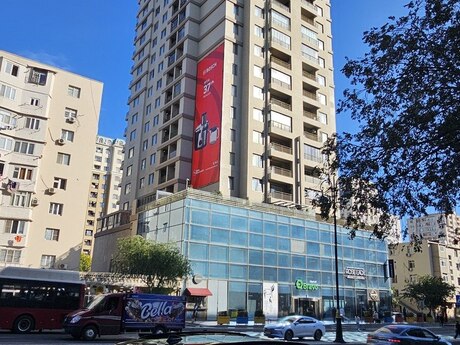 Elan №5609497 - Bakı, İnşaatçılar m., 3 otaqlı, 140 m², 16/21 mərtəbə