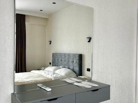 3-room apartment for rent, 150 m², Ağ şəhər: 1 300 ₼/mo 2