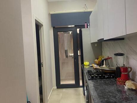 3 otaqlı köhnə tikili - Bayıl q. - 75 m²