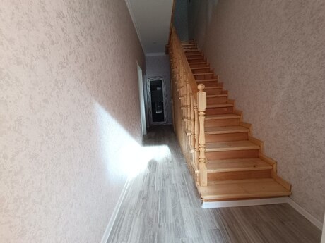 4 otaqlı həyət evi/bağ evi - Xırdalan - 110 m²