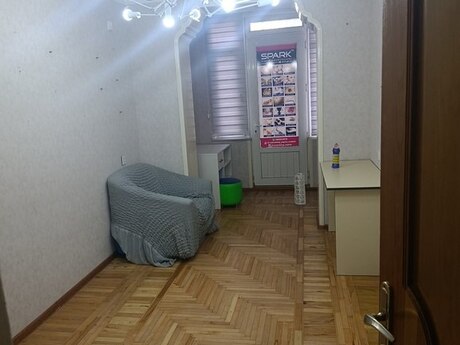 5 otaqlı mənzil, 130 m², Qara Qarayev: 300 000 ₼ 4