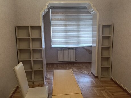 5 otaqlı mənzil, 130 m², Qara Qarayev: 300 000 ₼ 3