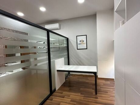 3 otaqlı ofis - Ağ şəhər q. - 80 m²