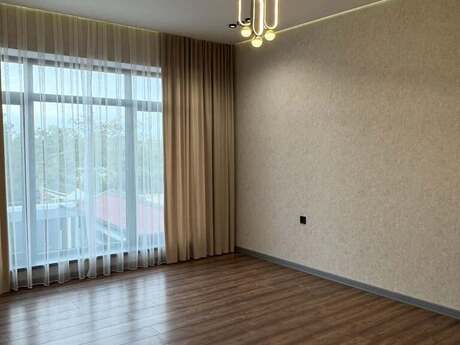 House with Garden, Villa For Sale