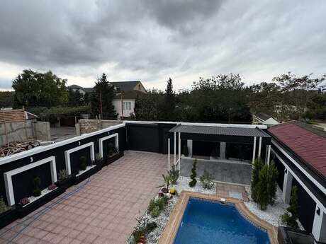 5 otaqlı həyət evi/bağ evi - Şüvəlan q. - 200 m²