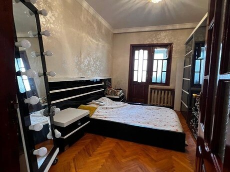 5 otaqlı köhnə tikili - Yasamal r. - 120 m²