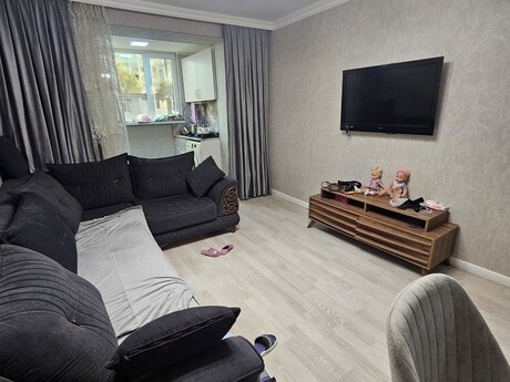 Elan №5613292 - Bakı, Elmlər Akademiyası m., 2 otaqlı, 36 m², 5/5 mərtəbə