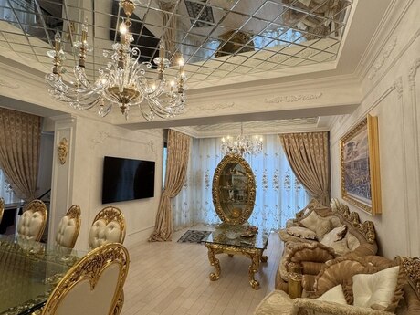 4 otaqlı yeni tikili - Şah İsmayıl Xətai m. - 181 m²