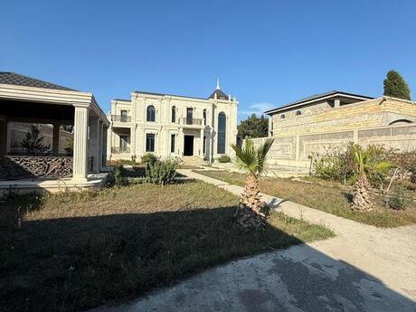 7 otaqlı həyət evi/bağ evi - Nardaran q. - 640 m²