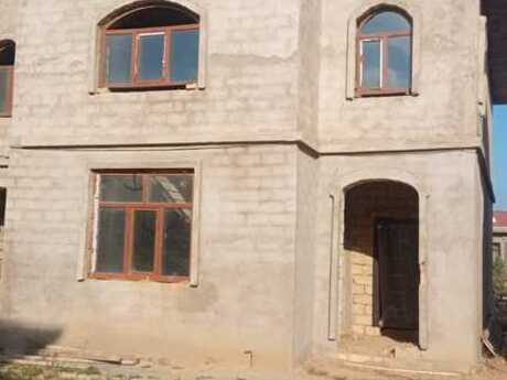5 otaqlı həyət evi/bağ evi - Masazır q. - 180 m²